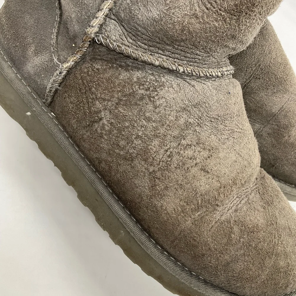 UGG MID CALF‎ BOOTS